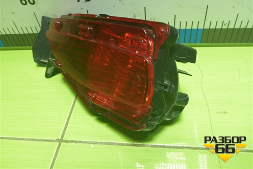 Фонарь в задний бампер правый (814800K010) для Toyota Fortuner с 2015-2026г (Фортунер)