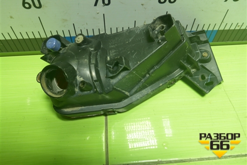 Фонарь в задний бампер правый (814800K010) для Toyota Fortuner с 2015-2026г (Фортунер)