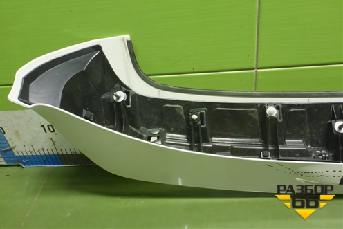 Спойлер на дверь багажника (7608542130) для Toyota Rav-4 с 2012-2019г (Рав 4)