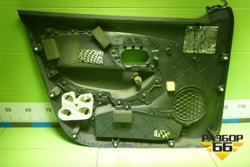Обшивка двери передней правой под электрику (809001160R) для Renault Sandero с 2013-2022г (Сандеро)