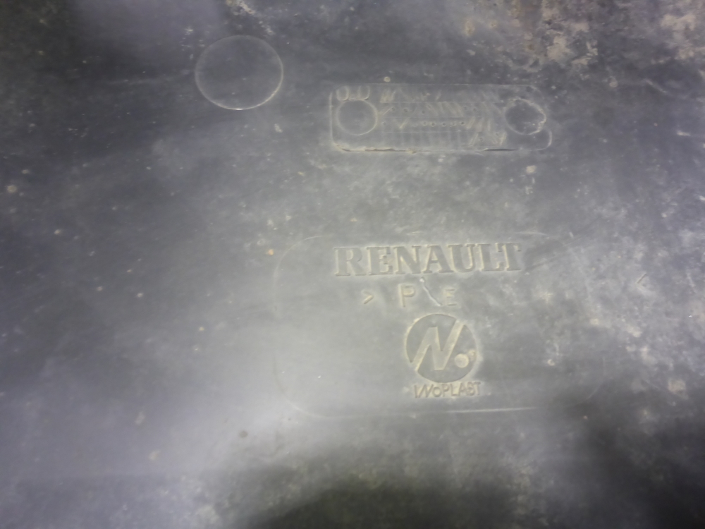 Крыло переднее правое задняя часть