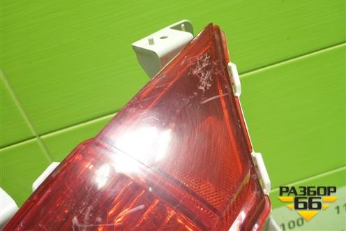 Фонарь в задний бампер левый для Mitsubishi Pajero/Montero Sport с 2008-2015г (Паджеро/Монтеро Спорт)
