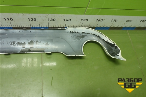 Накладка заднего бампера (после 2019г) (51127954260) для BMW X1 F48 с 2014г (Х1 Ф48)