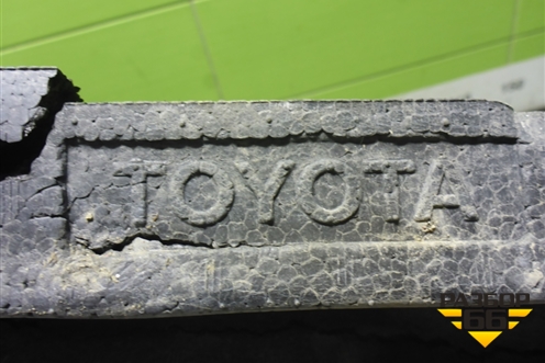 Наполнитель переднего бампера (после 2015г) (5261160140) для Toyota Land Cruiser (200) с 2008г (Ленд Крузер)