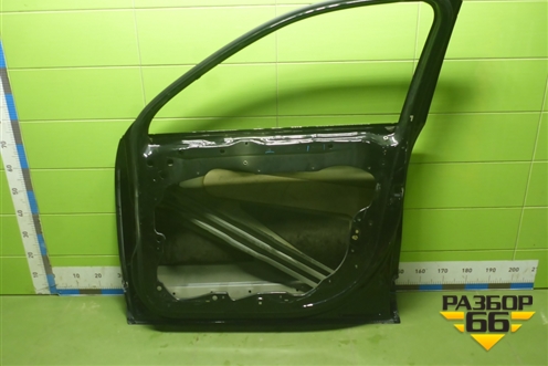 Дверь передняя правая (7P0831312B) для Volkswagen Touareg с 2010-2018г (Туарег)