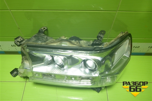 Фара левая (после 2015г) для Toyota Land Cruiser (200) с 2008г (Ленд Крузер)