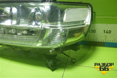 Фара левая (после 2015г) для Toyota Land Cruiser (200) с 2008г (Ленд Крузер)