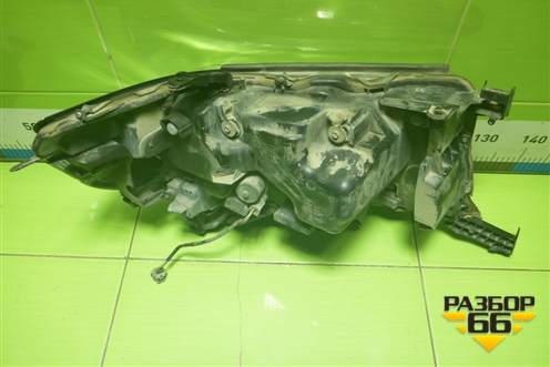 Фара левая (после 2015г) для Toyota Land Cruiser (200) с 2008г (Ленд Крузер)