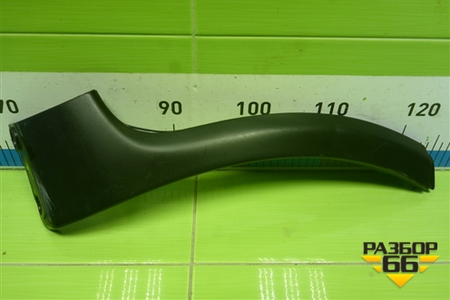 Накладка переднего бампера левая (7178179J0) для Suzuki SX4 с 2006-2013г (СХ4)