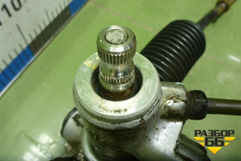 Рейка рулевая под гидроусилитель (577001F800) для Hyundai Tucson с 2004-2010г (Туксон)