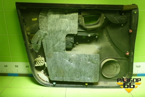 Обшивка двери передней правой под электрику (823202E000) для Hyundai Tucson с 2004-2010г (Туксон)