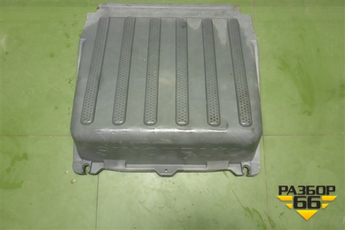 Крышка аккумулятора  (WG9525760314) для Sitrak C7H (С7Н)