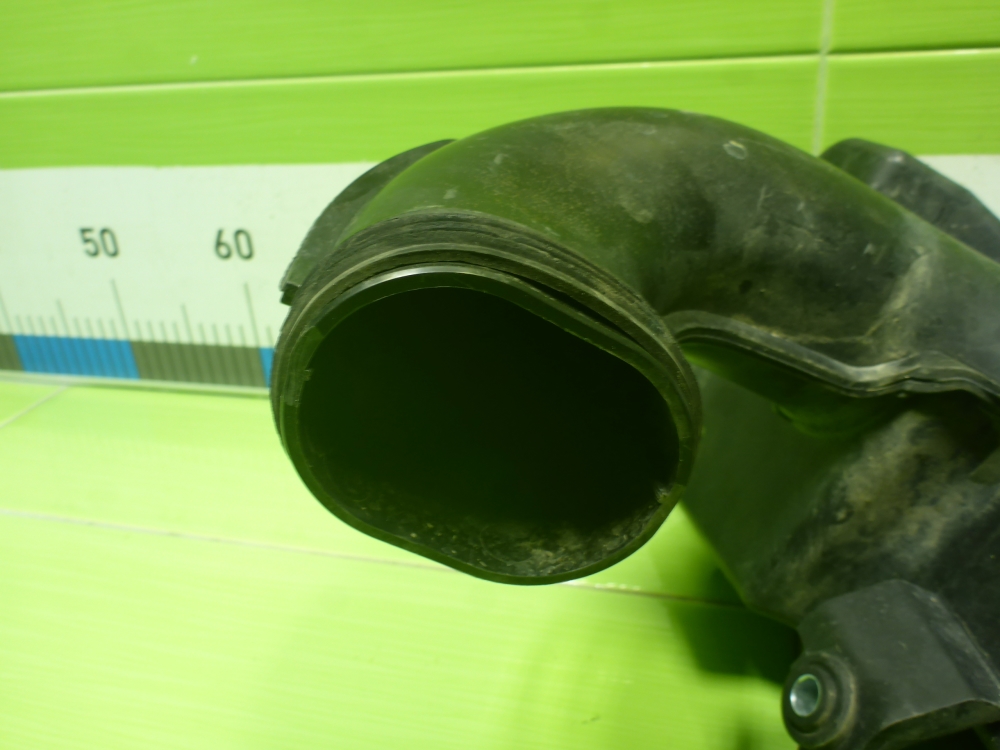 Резонатор воздушного фильтра