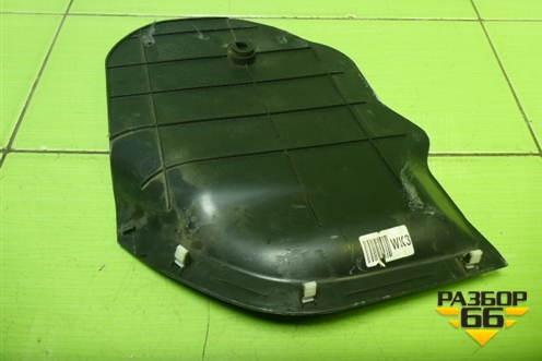 Накладка внутренняя (на консоль левая) (846302E300) для Hyundai Tucson с 2004-2010г (Туксон)