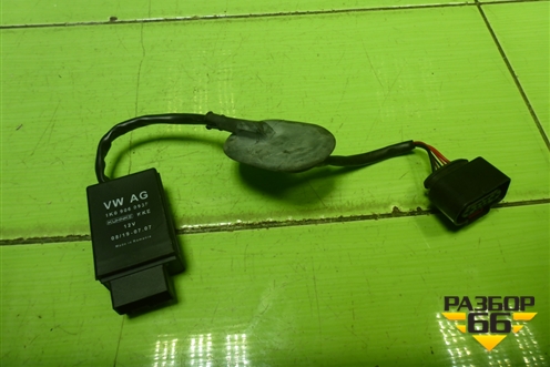 Блок управления топливным насосом (1K0906093F) для Volkswagen Passat-CC с 2008г (Пассат ЦЦ)