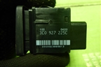Кнопка стояночного тормоза (3C0927225C) для Volkswagen Passat-CC с 2008г (Пассат ЦЦ)