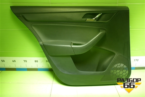 Обшивка двери задней левой под электрику (60U867023) для Skoda Rapid с 2013г (Рапид)