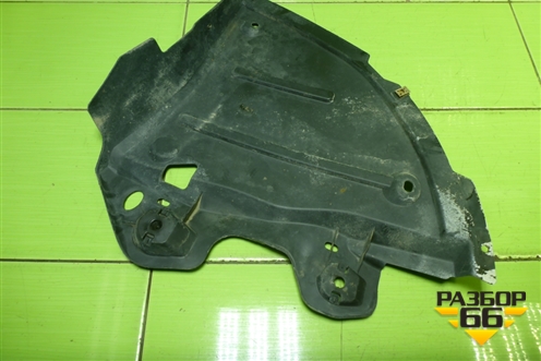 Пыльник заднего бампера левый (6RA825205E) для Skoda Rapid с 2013г (Рапид)
