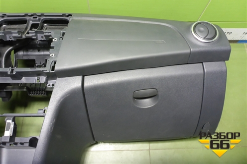 Торпедо с AIR BAG (278607017R) для Renault Logan II с 2012г (Логан)