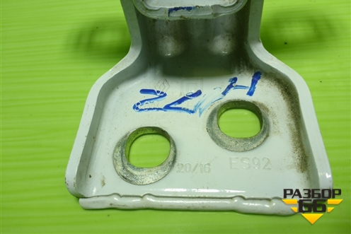 Петля двери задней левой нижняя для Renault Logan II с 2012г (Логан)