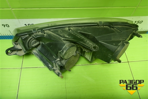 Фара правая (260105559R) для Renault Logan II с 2012г (Логан)