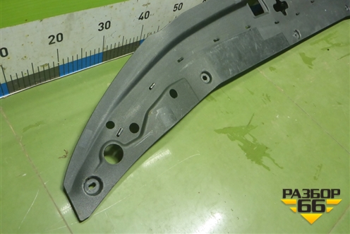 Накладка декоративная на переднюю панель (5329260030) для Toyota Land Cruiser (200) с 2008г (Ленд Крузер)