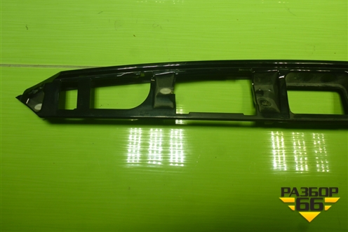 Накладка крышки багажника (7680133660) для Toyota Camry XV70 с 2017-2026г (Камри)