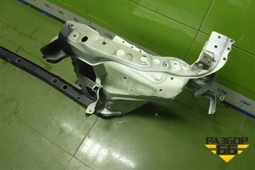 Панель передняя для Toyota Land Cruiser (200) с 2008г (Ленд Крузер)