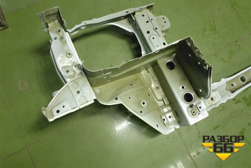 Панель передняя для Toyota Land Cruiser (200) с 2008г (Ленд Крузер)