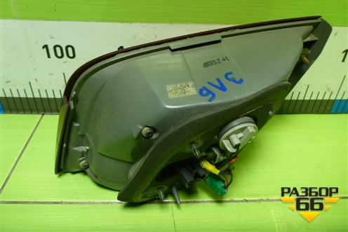 Фонарь задний внутренний левый (до 2008г) (924052G0) для Kia Magentis с 2005-2010г (Маджентис 2)