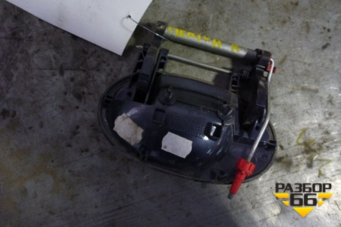 Ручка наружная двери задней правой для Opel Meriva с 2003-2010г